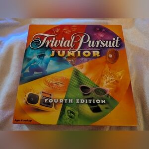 Trivial Pursuit JUNIOR Fourth Edition